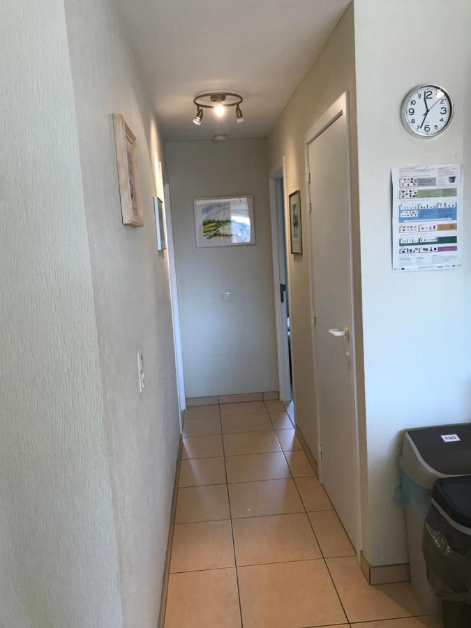 Appt Pablo Met Prive-Garage, Vlakbij Zee, In Koksijde-Badアパートメント エクステリア 写真